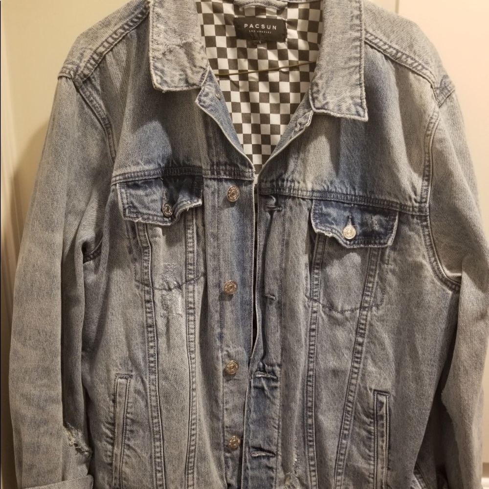 DENIM JACKET